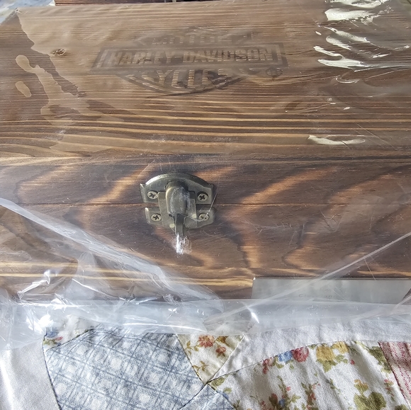 Harley Davidson Glass Set - Picture 2 of 6